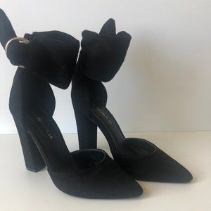 BLACK HIGH HEELS SHOE REPUBLIC LA